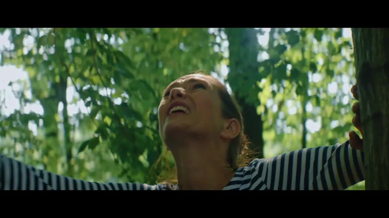 Nikdy nehovor nikdy 2023 romanticky SK CZ