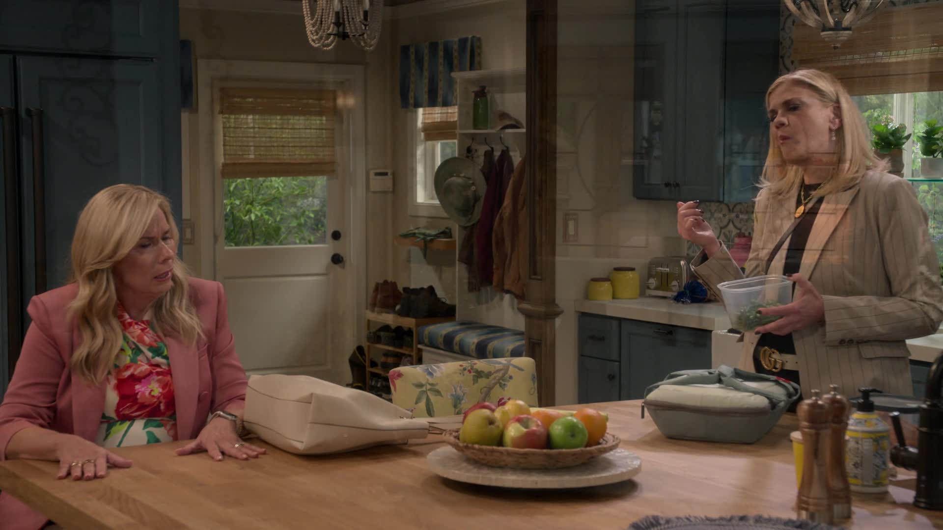Leanne S01E01 2025 CZ dabing HD 1080p