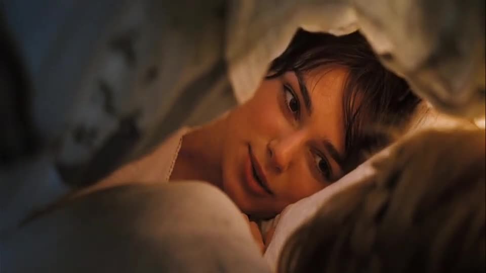 Pýcha a předsudek (Keira Knightley,Rosamund Pike,Matthew Macfadyen,Donald Sutherland 2005 Romantický Drama) Cz dabing