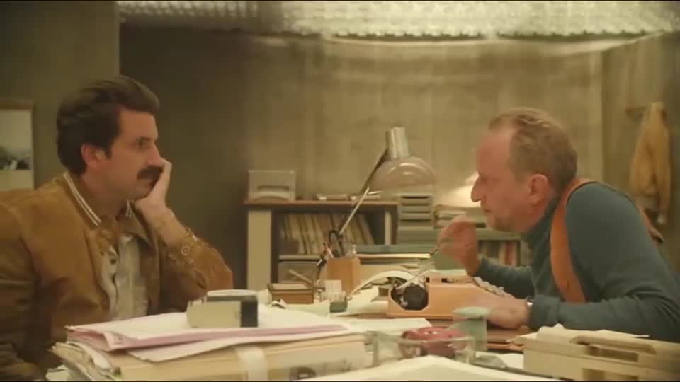 Pozor na oči! (Benoît Poelvoorde,Grégoire Ludig,Marc Fraize 2018 Komedie Bdrip 1080p ) Cz dabing