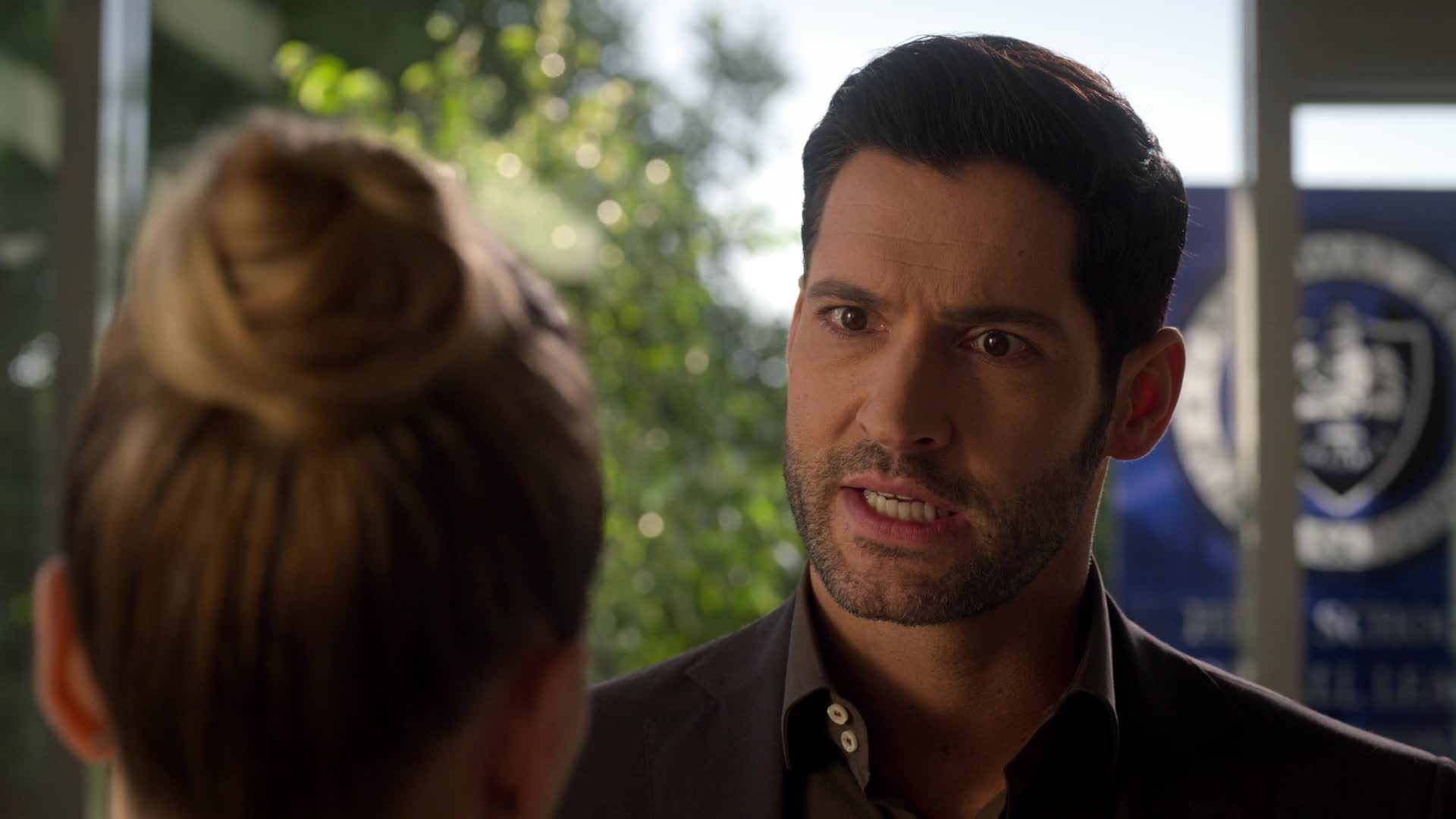 Lucifer S04E08 CZ dabing HD