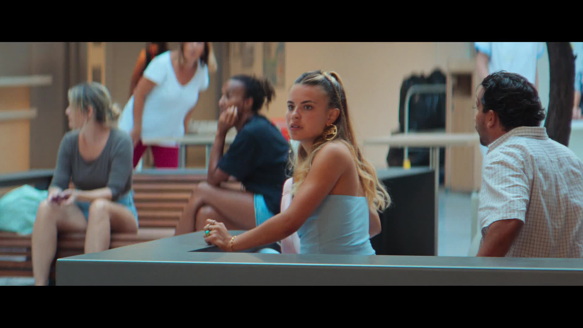 Mladí milionáři - Young Millionaires S01E02 2025 CZ dabing HD 1080p