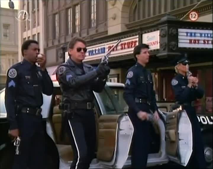 Policejní akademie VI.  Město v ohrožení  původní cz dabing