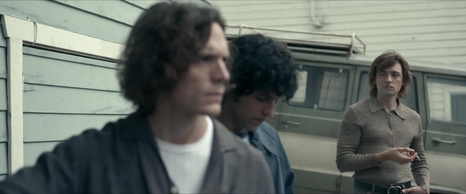 Daisy Jones and The Six S01E01 Stopa 1  Pojd si pro to