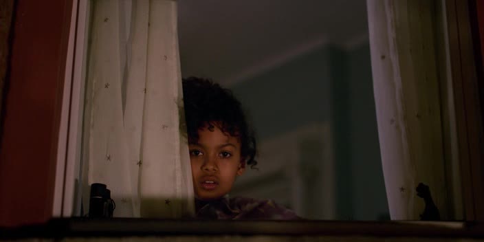 Muzi v cernem Globalni hrozba 2019 CZ dabing