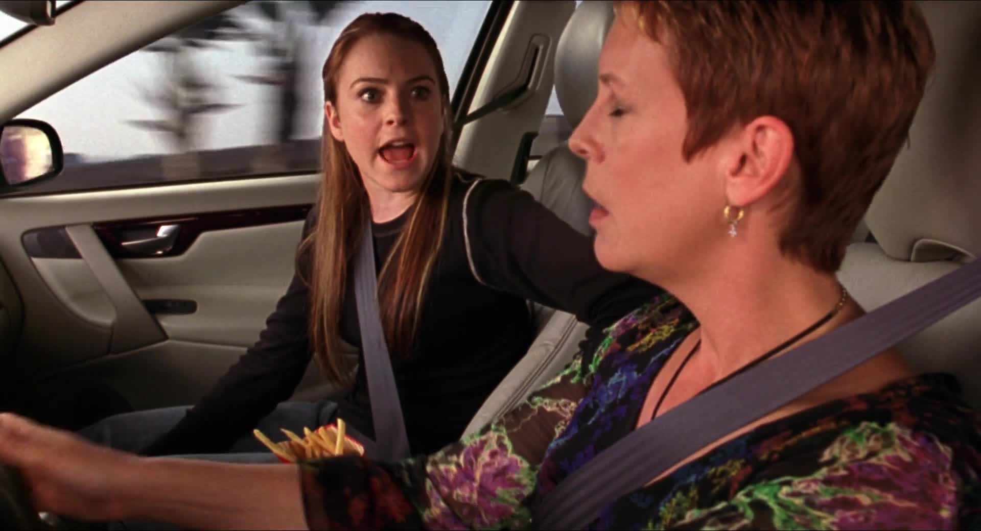 Mezi námi děvčaty 2003 CZ dabing HD