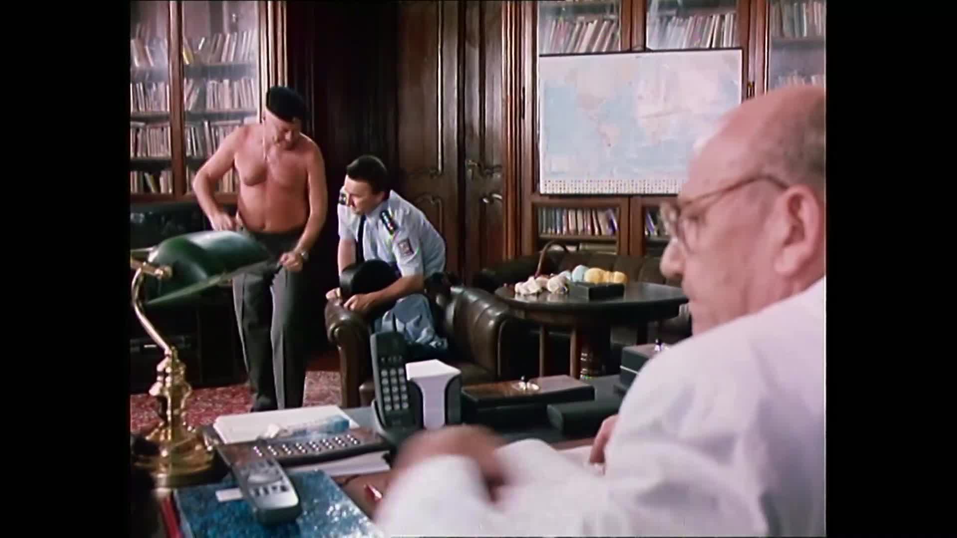Byl jednou jeden polda III - Major Maisner a tančící drak {1999} komedie