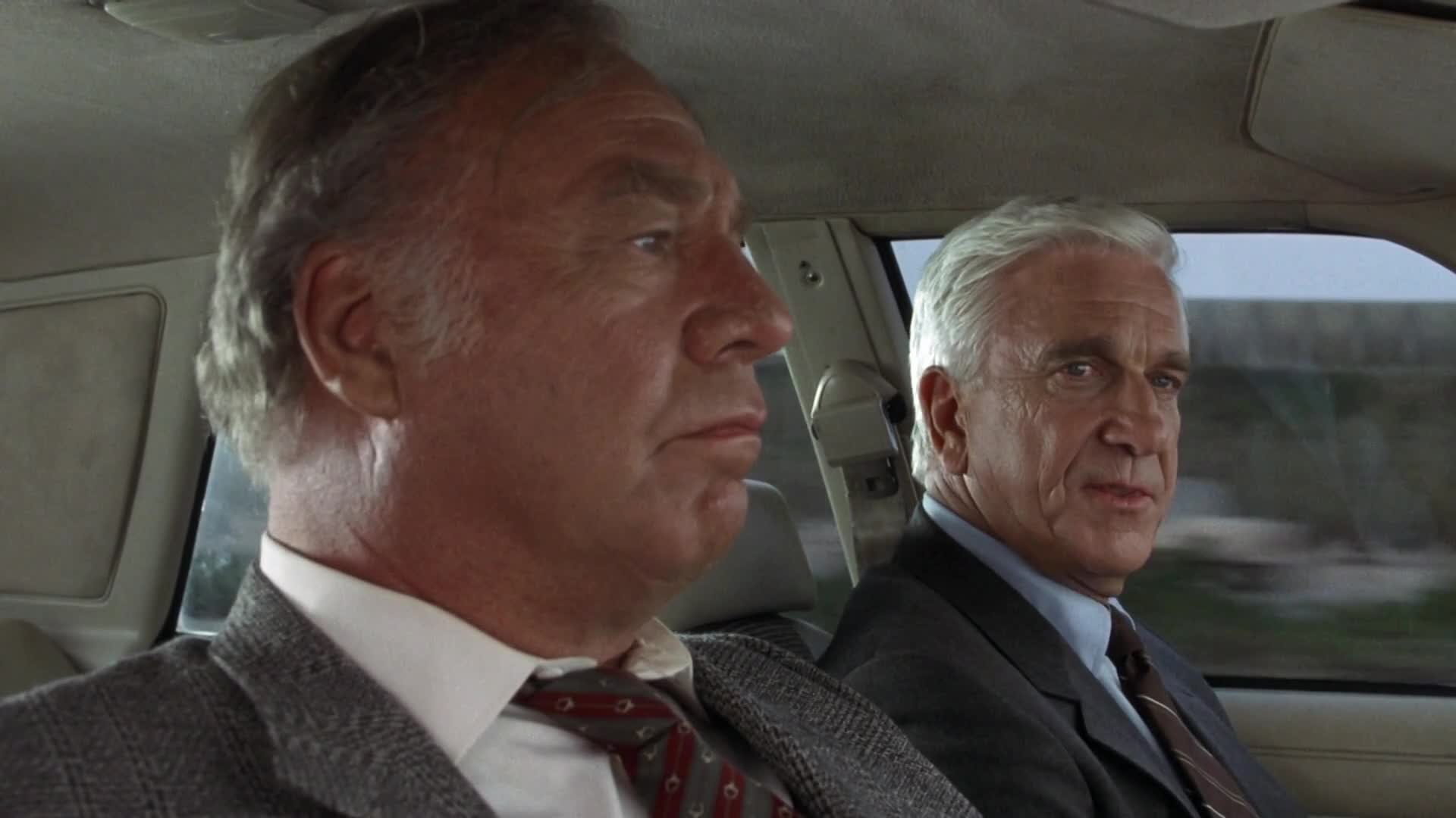 Bláznivá střela 1 Z archivů policejního oddělení 1988 CZ dabing HD