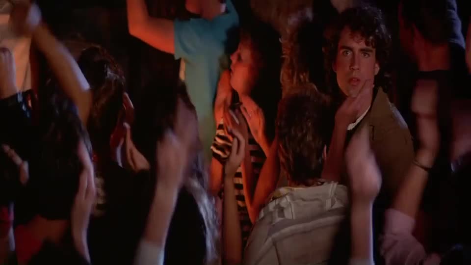 Ztracení chlapci (Jason Patric,Corey Haim,Dianne Wiest 1987 Komedie Horor Thriller) Cz dabing