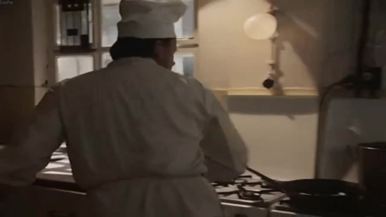 Holka na zabiti 1975  online ke zhlednuti a stazeni