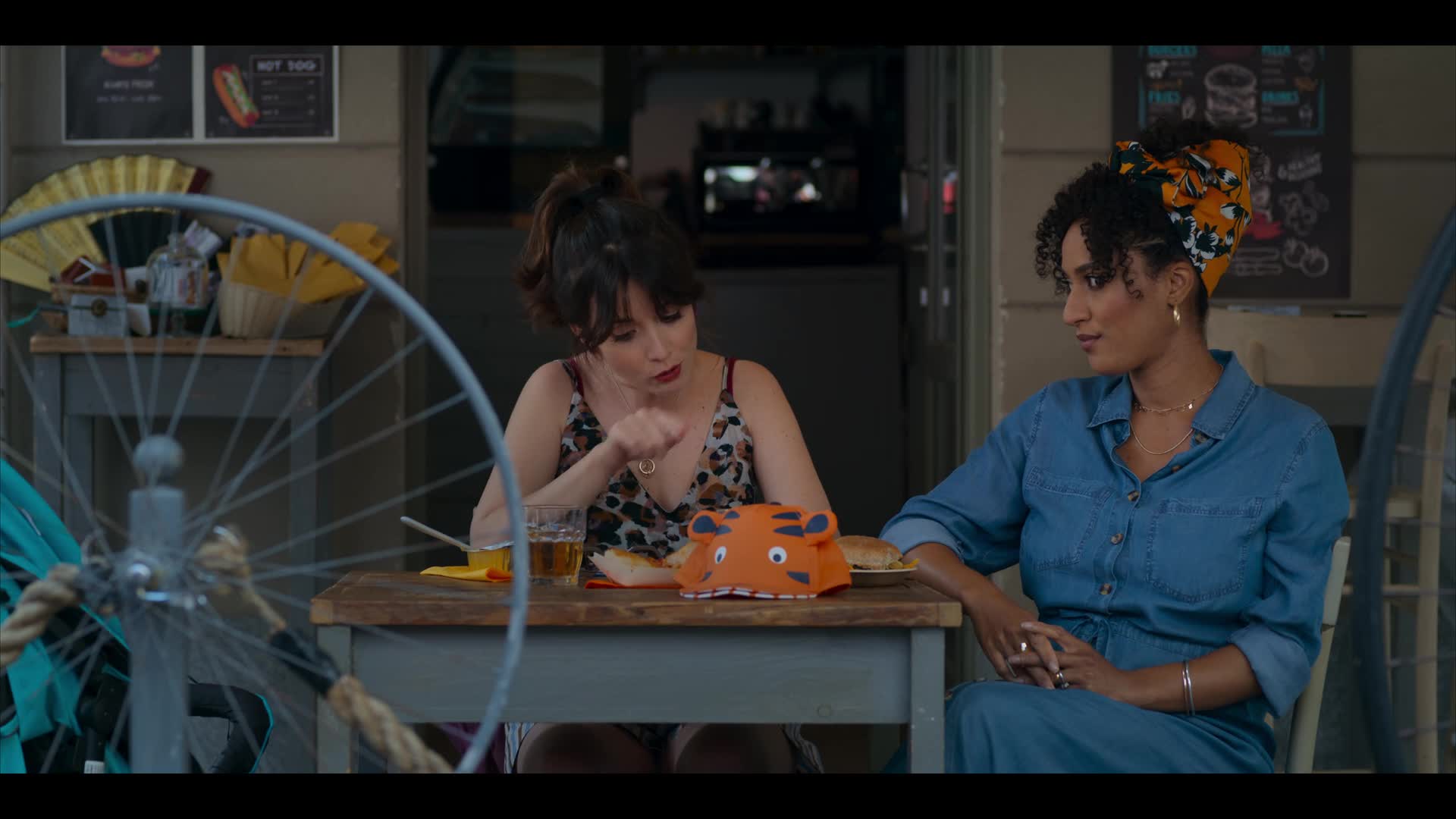 Astrologicky pruvodce pro zlomena srdce S02E03 Strelec