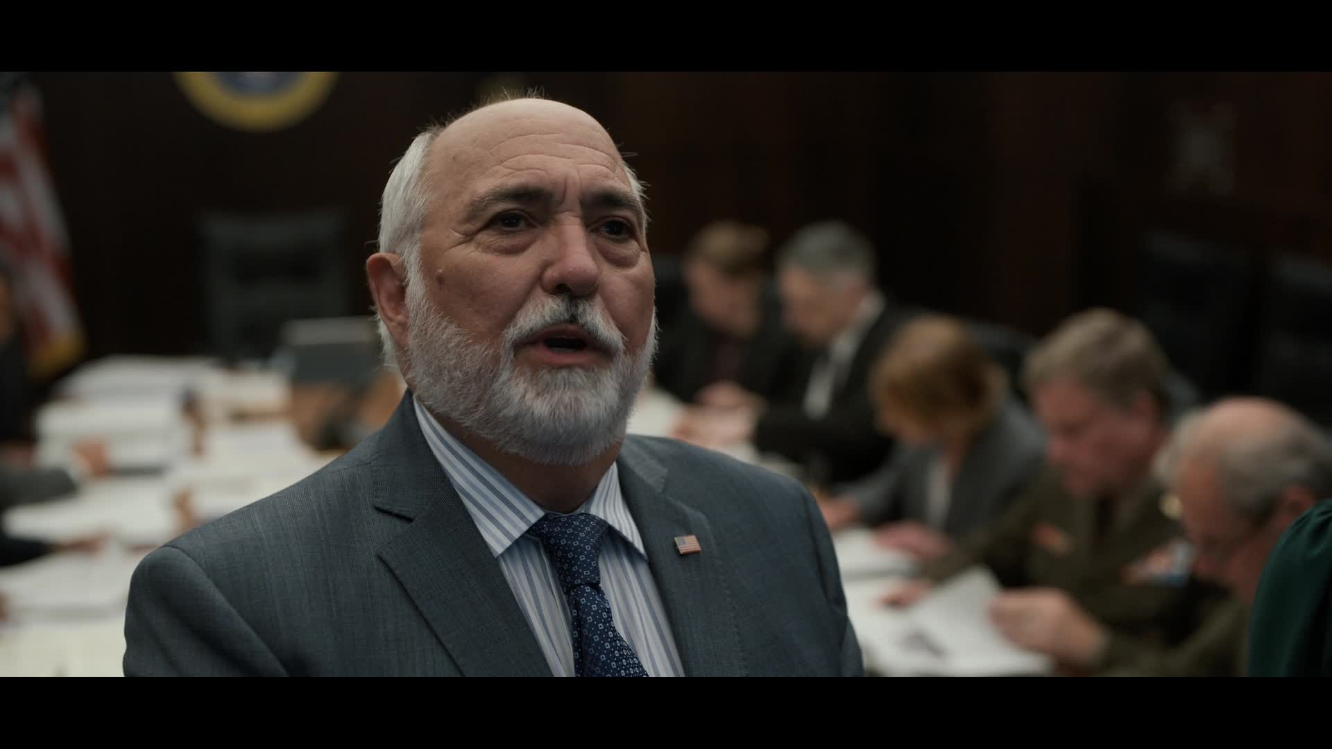 Diplomatické vztahy S03E01 2025 CZ dabing HD 1080p