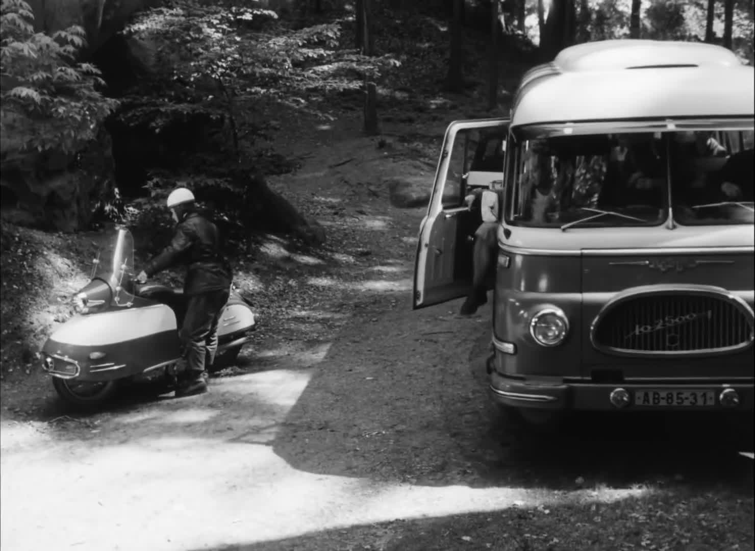 Zlocin v divci skole 1965 CZ film