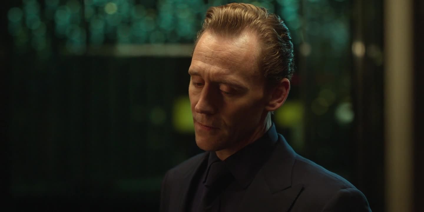 Noční recepční S02E02 2026 CZ titulky HD