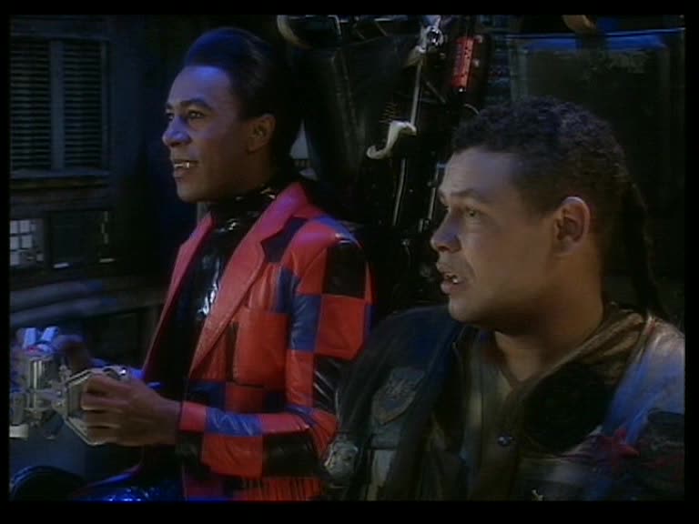 cerveny trpaslik red dwarf s06e06MimorealituOutOfTime